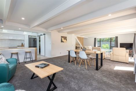 Photo of property in 21 Fovant Street, Russley, Christchurch, 8042