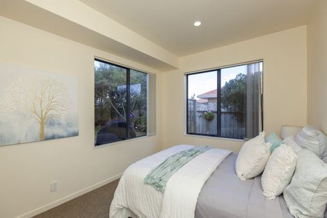 Photo of property in 22 Rifleman Lane, Paraparaumu Beach, Paraparaumu, 5032