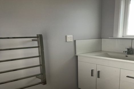 Photo of property in 12 Mascot Avenue, Mangere, Auckland, 2022