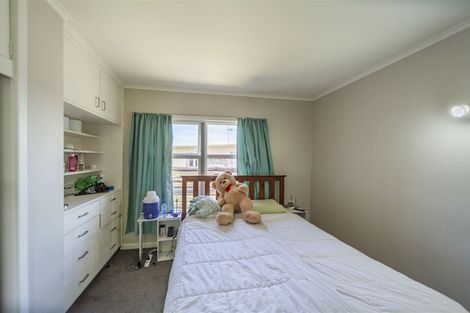 Photo of property in 18 Veronica Avenue, Marewa, Napier, 4110