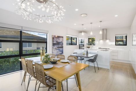 Photo of property in 102b Mellons Bay Road, Mellons Bay, Auckland, 2014