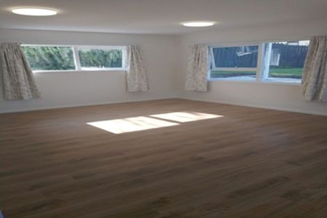 Photo of property in 2/77 Stanaway Street, Hillcrest, Auckland, 0627