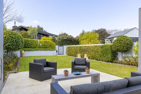 Photo of property in 110 Lake Terrace, Taupo, 3330