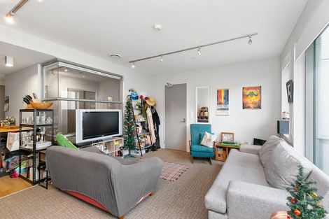 Photo of property in Masina Apartments, 204/80u Riddiford Street, Newtown, Wellington, 6021