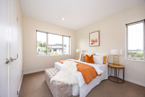 Photo of property in 21 Hornbill Drive, Fairview Heights, Auckland, 0632