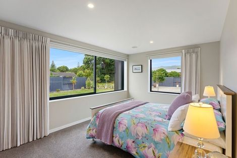Photo of property in 5 Bressay Way, Waikanae, 5036