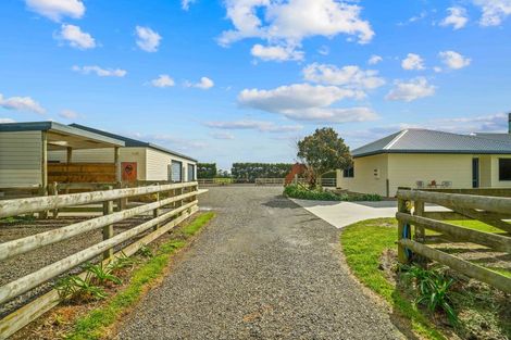 Photo of property in 295 Turuturu Road, Hawera, 4674