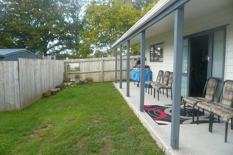Photo of property in 28 Pooks Road, Ranui, Auckland, 0612