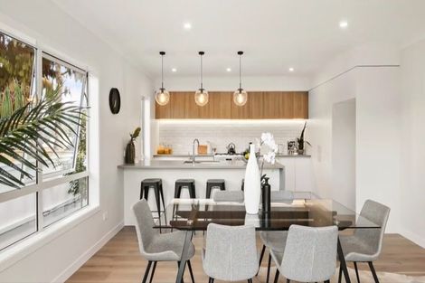 Photo of property in 26b Stottholm Road, Titirangi, Auckland, 0604