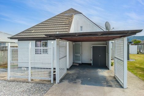 Photo of property in 12 Oaks Lane, Motueka, 7120