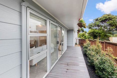 Photo of property in 17 Taioma Crescent, Te Atatu Peninsula, Auckland, 0610