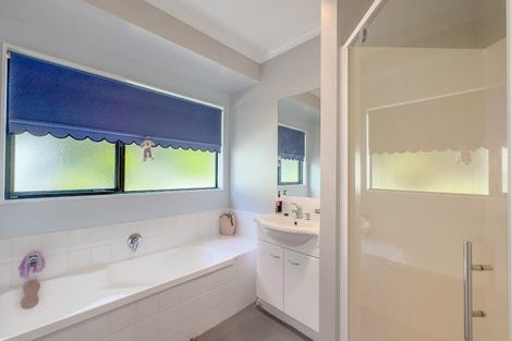 Photo of property in 11 Ryall Road, Paeroa, 3673