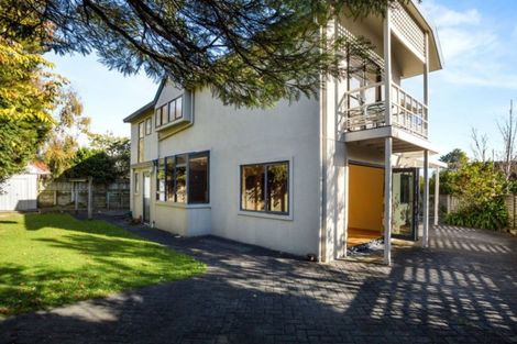 Photo of property in 13 Saunders Close, Whitby, Porirua, 5024