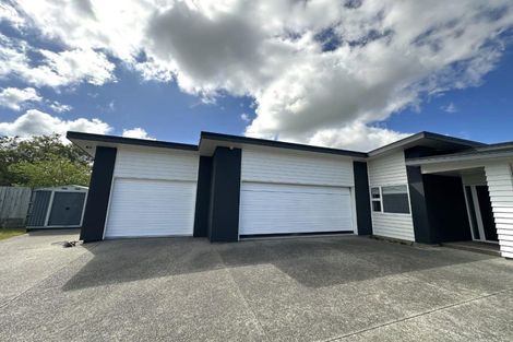 Photo of property in 15 Monaco Grove, Fitzherbert, Palmerston North, 4410