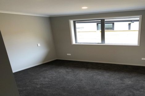 Photo of property in 4 Genoa Place, Whitby, Porirua, 5024