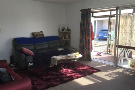 Photo of property in 43 Oldwood Street, Bishopdale, Christchurch, 8053