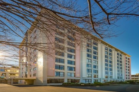 Photo of property in Hobson Court Flats, 55/70u Hobson Street, Thorndon, Wellington, 6011