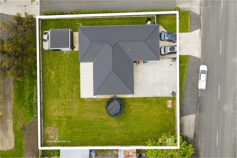 Photo of property in 2 Bibby Street, Waipawa, 4210