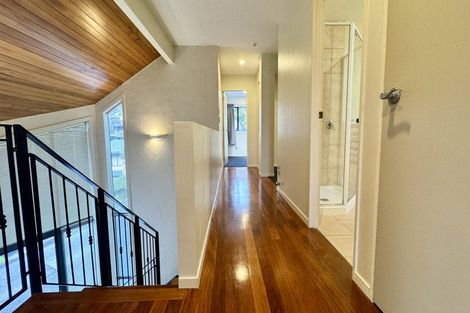 Photo of property in 35 John Court Street, Birkenhead, Auckland, 0626