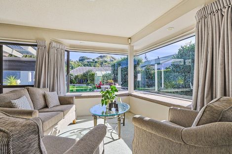 Photo of property in 102 Church Road, Taradale, Napier, 4112