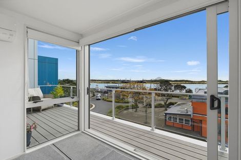 Photo of property in Quayside Apartments, 212/11 George Street, Whakatane, 3120