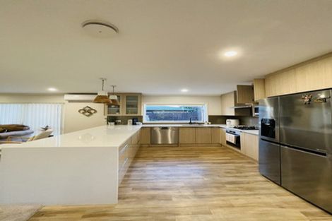 Photo of property in 44 Farmdale Court, Flat Bush, Auckland, 2019