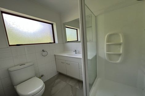 Photo of property in 71 Prince Regent Drive, Half Moon Bay, Auckland, 2012