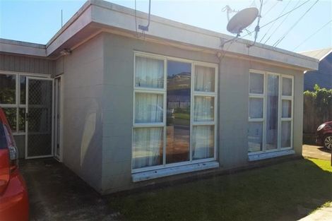 Photo of property in 15 Grande Vue Road, Papatoetoe, Auckland, 2025