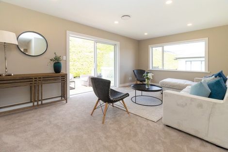 Photo of property in 32 Maka Terrace, Orewa, 0931