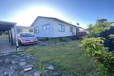 Photo of property in 1/42 Starforth Place, Henderson, Auckland, 0612
