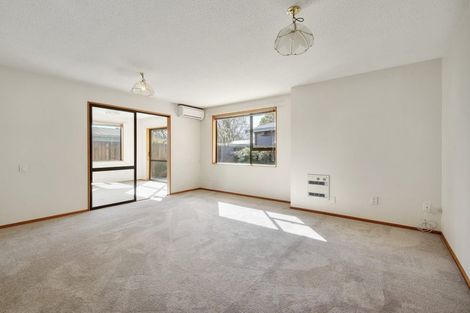 Photo of property in 2/24 Woodbury Street, Avonhead, Christchurch, 8042