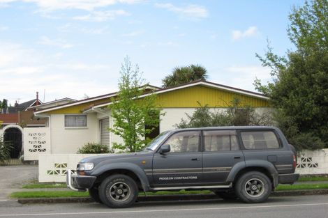 Photo of property in 16 Johns Road, Rangiora, 7400