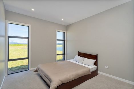 Photo of property in 17 Kahu Crescent, Whitianga, 3510