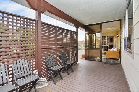 Photo of property in 50 Solomon Avenue, Redwood, Christchurch, 8051