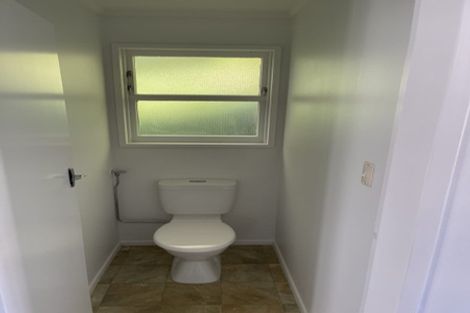 Photo of property in 6 Churton Drive, Churton Park, Wellington, 6037