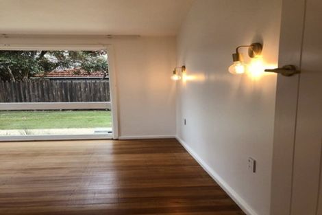 Photo of property in 28 Clyde Road, Upper Riccarton, Christchurch, 8041