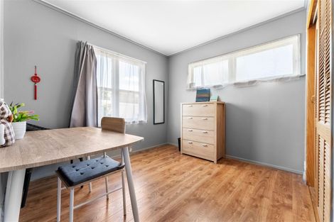 Photo of property in 10 Te Kanawa Crescent, Henderson, Auckland, 0610