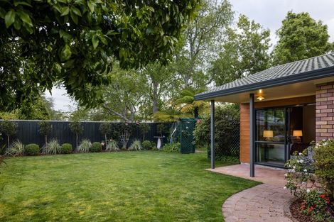 Photo of property in 24 Taylor Street, Cambridge, 3434