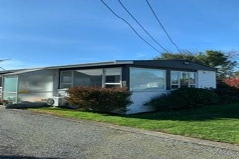 Photo of property in 25 Prestons Road, Redwood, Christchurch, 8051