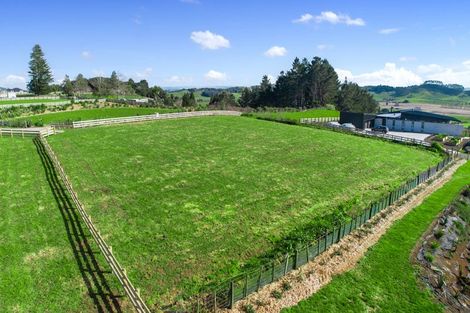 Photo of property in 8 Kaipo Heights Drive, Onewhero, 2697