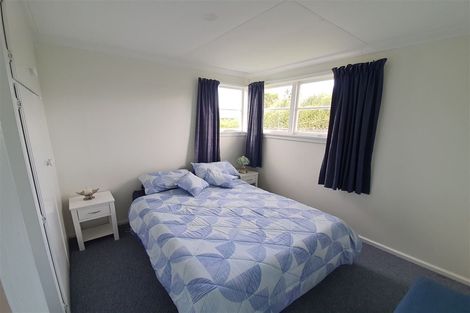 Photo of property in 37 Timaru Road, Waimate, 7924