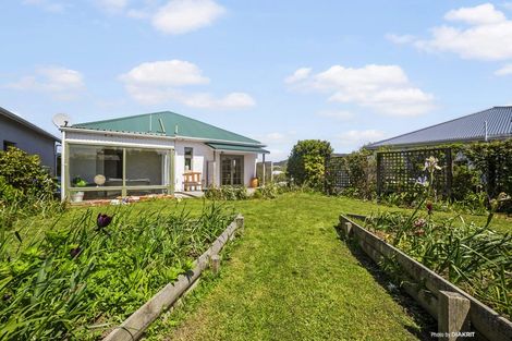 Photo of property in 12 Veronica Street, Brooklyn, Wellington, 6021