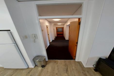 Photo of property in 2f2 Oriental Terrace, Mount Victoria, Wellington, 6011