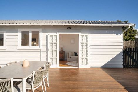 Photo of property in 2b Dalton Drive, Papamoa Beach, Papamoa, 3118
