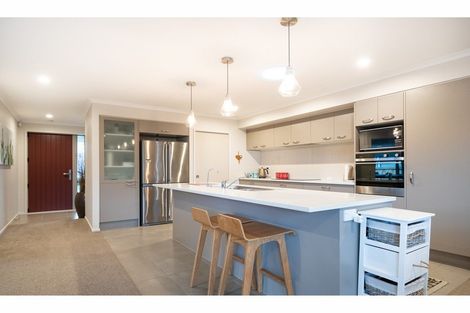 Photo of property in 18 Josh Road, Huapai, Kumeu, 0810