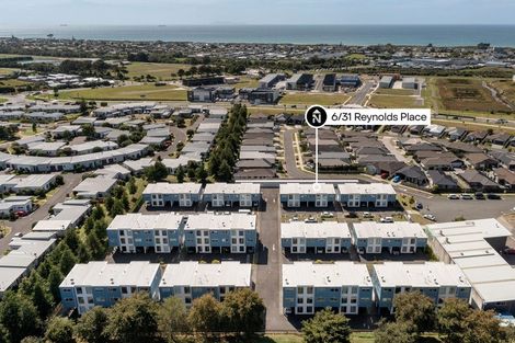 Photo of property in 6/31 Reynolds Place, Papamoa Beach, Papamoa, 3118