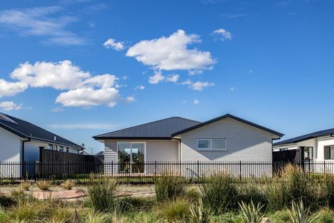 Photo of property in 28 Kekewai Place, Halswell, 8025