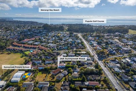 Photo of property in 28a Sunnynook Road, Sunnynook, Auckland, 0620
