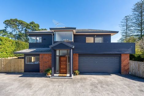 Photo of property in 2/14 Raleigh Road, Northcote, Auckland, 0627