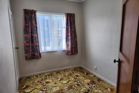 Photo of property in 4 Durham Crescent, Fairfield, Lower Hutt, 5011